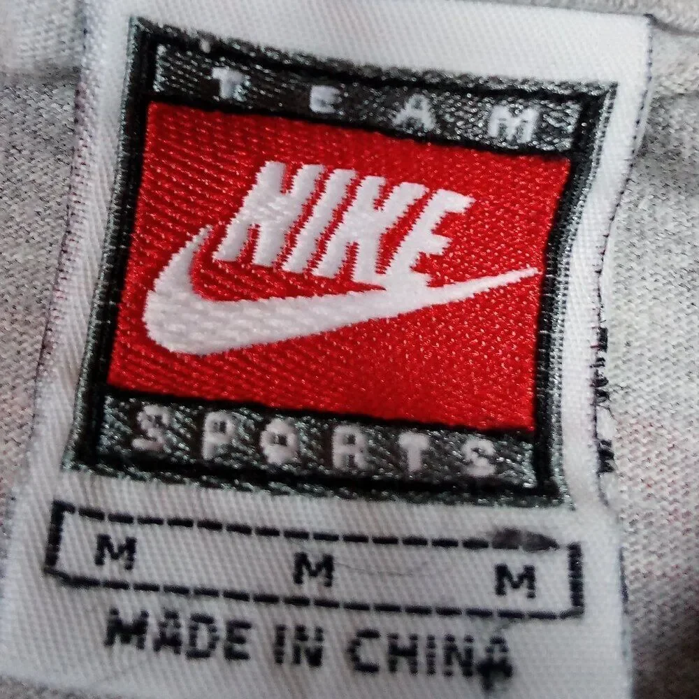 Vintage Nike Team Sports China Basketball T-Shirt